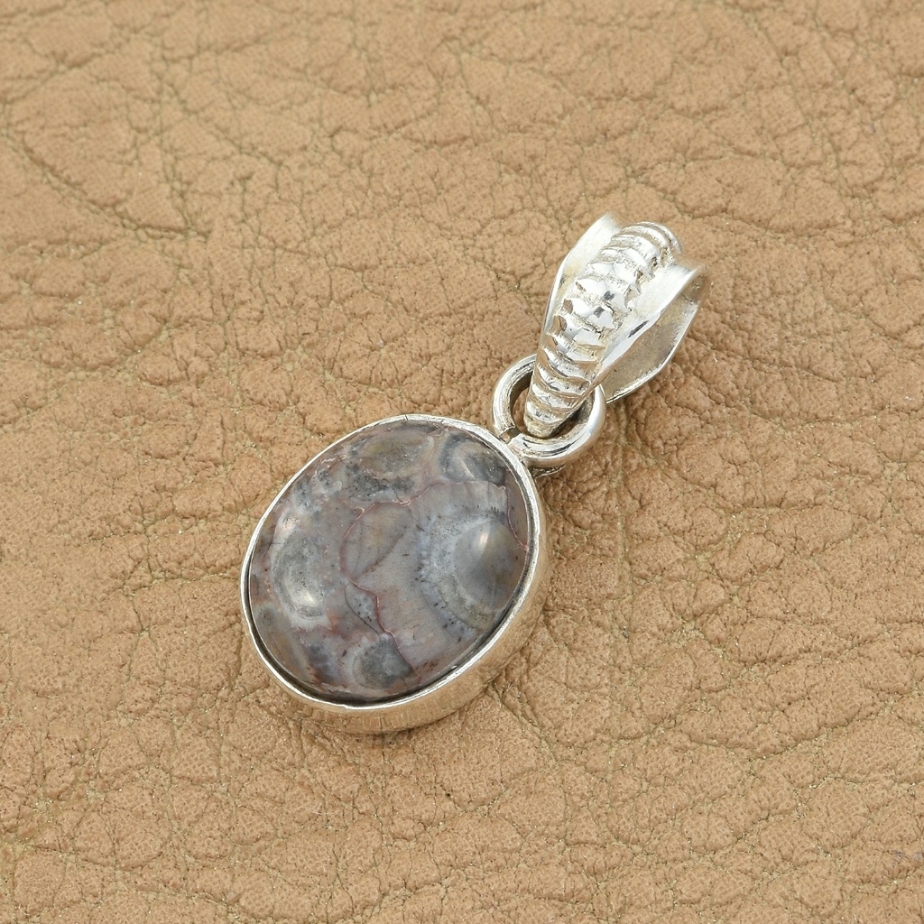 Nwt-Artisan Handcrafted Pendant